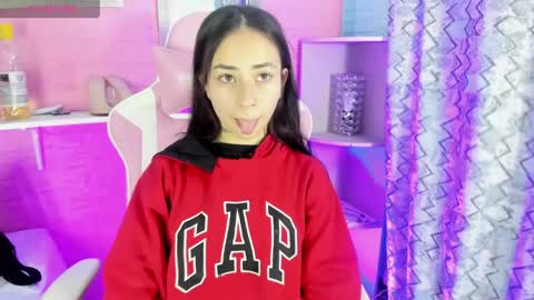  hanna  online show from 04/24/26, 03:53