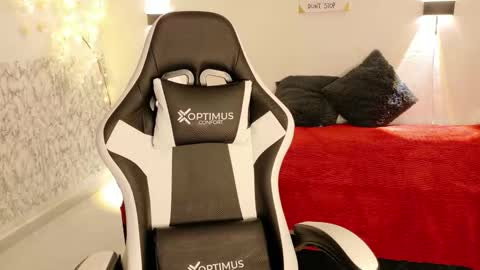 Snapshot of hanna_brownsxy chatting on 02/23/26, 04:21 hanna_brownsxy online show from 02/23/26, 04:21