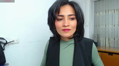 Sara online show from 11/03/25, 01:45