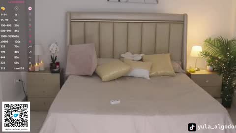 hanna_costtello online show from 02/24/25, 05:43