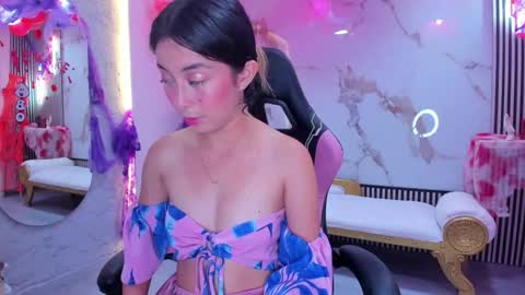 Snapshot of hanna_cutte_ chatting on 10/04/25, 06:39 Hanna online show from 10/04/25, 06:39