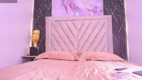 Hanna online show from 09/08/25, 08:19