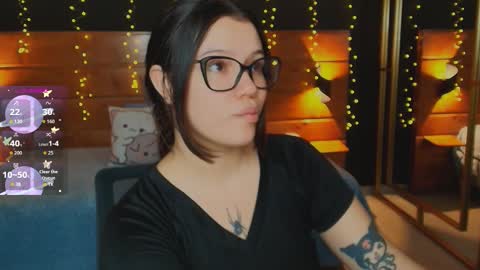 Snapshot of hanna_kimura chatting on 11/09/25, 07:34 Hanna online show from 11/09/25, 07:34