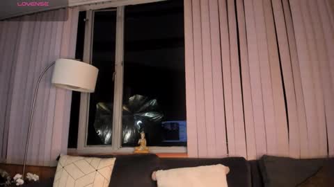 Snapshot of hanna_klover chatting on 03/03/26, 04:18 Hanna Klover online show from 03/03/26, 04:18