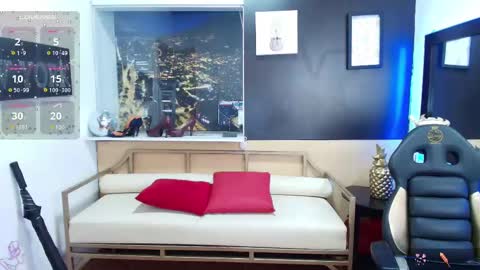 hanna_lamber online show from 02/15/25, 09:26