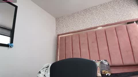  H A N N A  online show from 04/07/26, 08:31