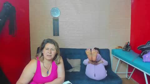 Snapshot of hanna_mature01 chatting on 09/10/25, 09:15 Hanna online show from 09/10/25, 09:15
