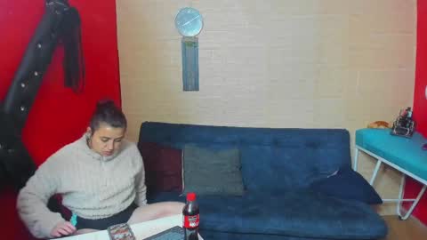 Snapshot of hanna_mature01 chatting on 09/12/25, 12:44 Hanna online show from 09/12/25, 12:44
