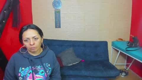 Snapshot of hanna_mature01 chatting on 09/15/25, 09:37 Hanna online show from 09/15/25, 09:37