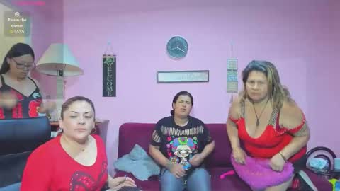 Snapshot of hanna_mature01 chatting on 10/03/25, 01:19 Hanna online show from 10/03/25, 01:19