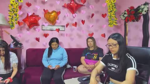 Snapshot of hanna_mature01 chatting on 02/07/26, 11:58 Hanna online show from 02/07/26, 11:58