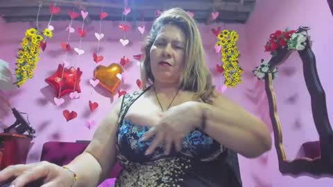 Snapshot of hanna_mature01 chatting on 02/12/26, 12:49 Hanna online show from 02/12/26, 12:49