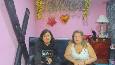 Snapshot of hanna_mature01 chatting on 02/19/26, 12:50 Hanna online show from 02/19/26, 12:50