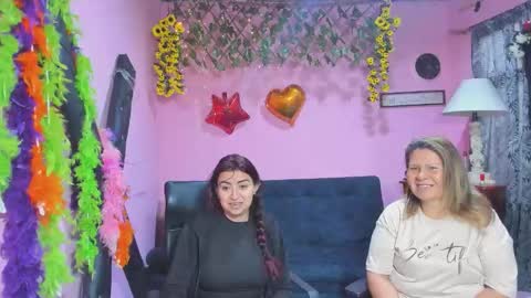 Snapshot of hanna_mature01 chatting on 02/25/26, 12:04 Hanna online show from 02/25/26, 12:04