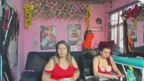 Snapshot of hanna_mature01 chatting on 05/23/26, 01:48 Hanna online show from 05/23/26, 01:48