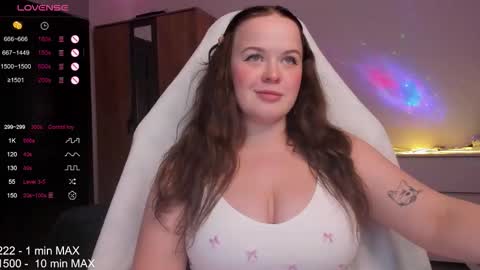 hanna montanas online show from 11/23/25, 07:13