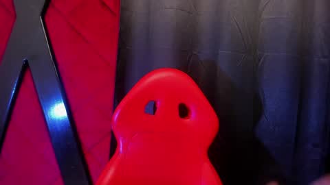 EVA online show from 02/26/25, 12:38