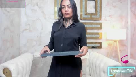 EVA online show from 11/05/25, 09:53