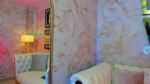 EVA online show from 12/18/25, 02:06