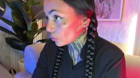 EVA online show from 01/18/26, 02:37