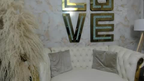 EVA online show from 04/24/26, 02:14