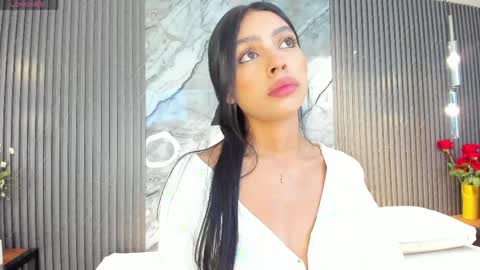 Hanna S online show from 05/13/26, 12:02