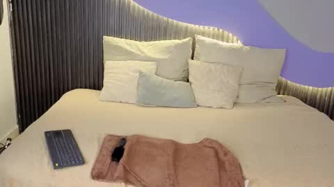 Akane Tendo online show from 01/13/26, 05:02