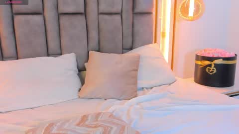 Eliana online show from 04/24/26, 12:46