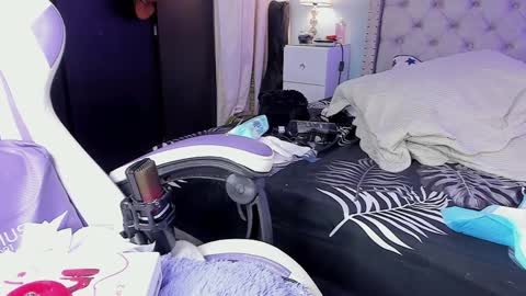 Snapshot of hannachris chatting on 01/30/25, 07:50 Hanna online show from 01/30/25, 07:50