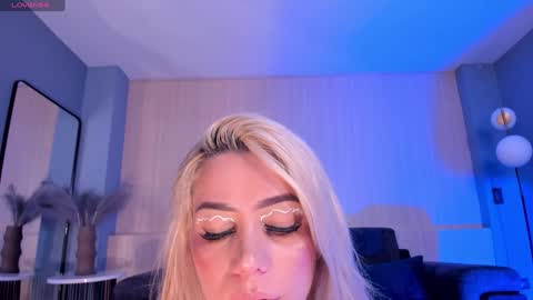 Snapshot of hannaconnor_ chatting on 01/12/25, 08:57 Hanna Connor online show from 01/12/25, 08:57