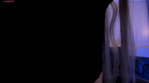 Snapshot of hannaconnor_ chatting on 02/25/25, 08:41 Hanna Connor online show from 02/25/25, 08:41