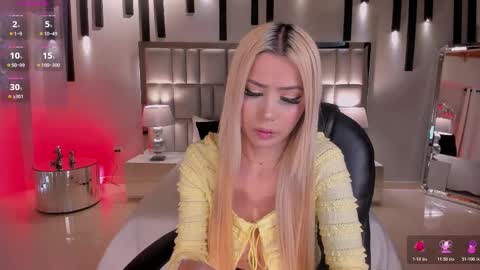  Hanna Connor  online show from 12/13/25, 08:14