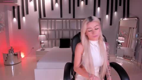  Hanna Connor  online show from 02/09/26, 12:03