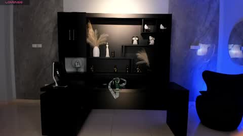 Snapshot of hannaconnor_ chatting on 05/03/26, 11:44 Hanna Connor online show from 05/03/26, 11:44