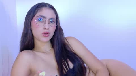 Hanna Connor online show from 12/15/25, 02:32