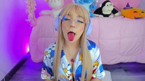 Snapshot of hannacutegod chatting on 03/31/26, 04:46 hannacutegod online show from 03/31/26, 04:46