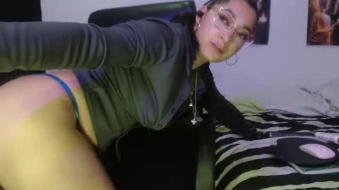 Snapshot of hannafalls chatting on 04/26/26, 03:48 SARA online show from 04/26/26, 03:48