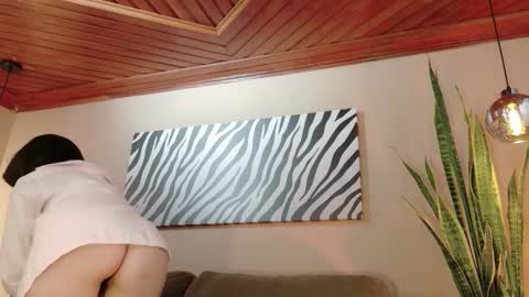 Hannah  online show from 11/06/25, 02:45