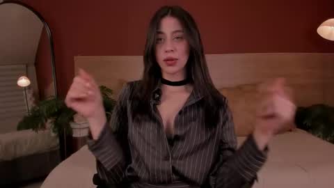 Hannah online show from 11/12/25, 11:14