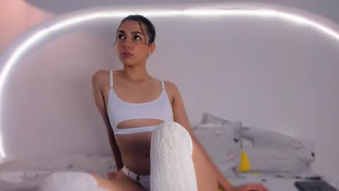 hannah_jet online show from 01/18/26, 02:10