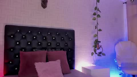 Snapshot of hannah_jonhson_1 chatting on 02/01/25, 03:28 Hannah online show from 02/01/25, 03:28