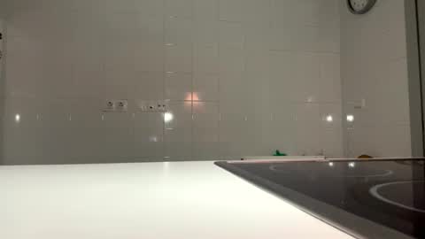 hannah kiim online show from 04/04/26, 05:43