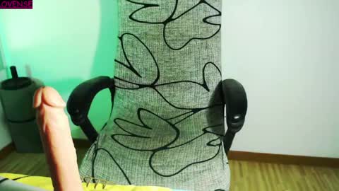 hannah kiim online show from 04/11/26, 03:38