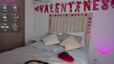 HANNAH GREENN - follow me online show from 02/11/25, 01:41