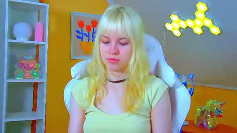 Hannah online show from 07/12/26, 06:15