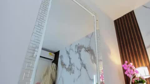 Hannahill69 online show from 03/12/25, 08:30