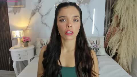 Hannahill69 online show from 02/26/26, 04:55