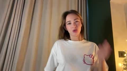 hannahinto online show from 12/19/25, 12:56