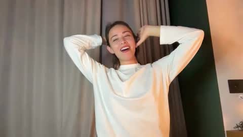 hannahinto online show from 01/06/26, 03:16