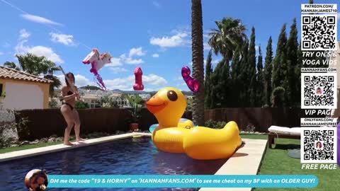 Hannah James online show from 12/21/25, 02:35